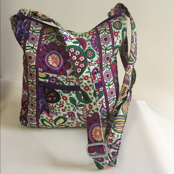 Vera Bradley Handbags - Vera Bradley Bag ON SALE TODAY ONLY❤️